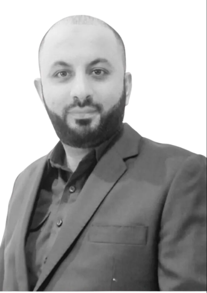Portrait of Qadir Farooq, AI Risk & Automation Consultant at Being Push